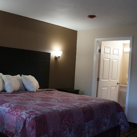 Best Stay Inn Plainville ภายนอก รูปภาพ